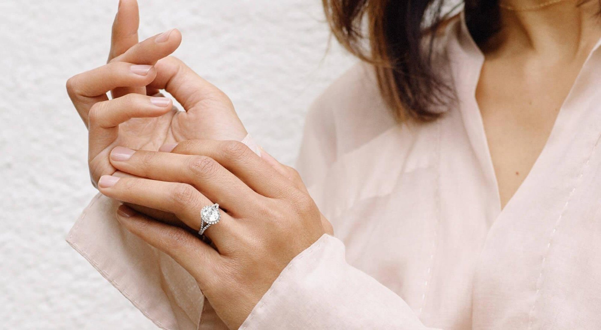 202601lab-grown-diamond-engagement-rings-cover-image-2