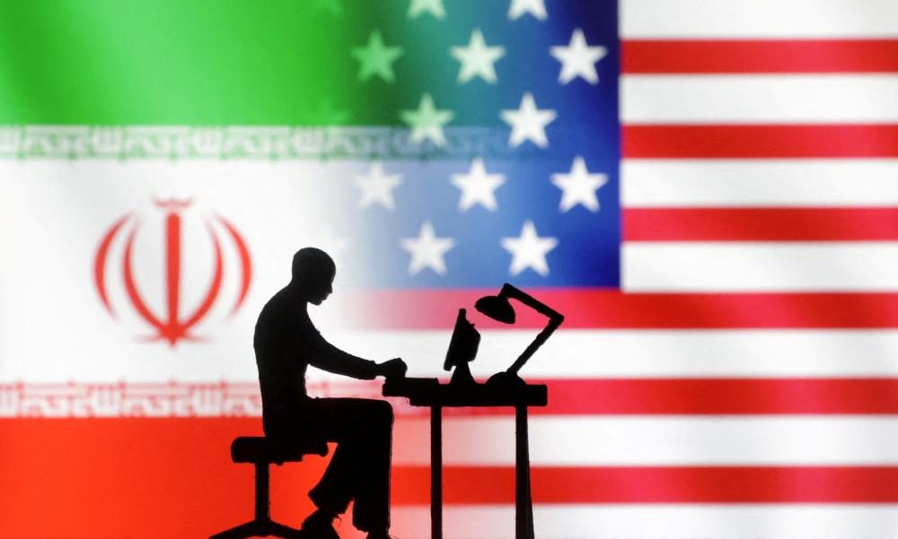 2026012024-08-19t231703z_1_lynxmpek7i0pa_rtroptp_4_usa-election-iran-2